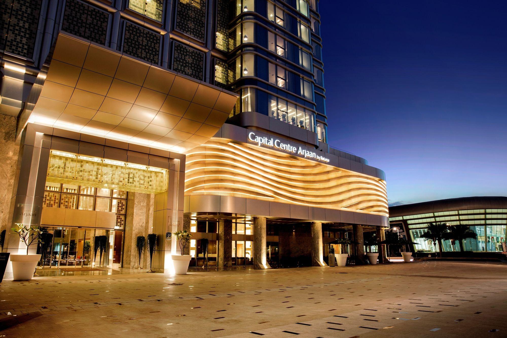 Aparthotel Capital Centre Arjaan By Rotana Abu Dhabi Exterior foto